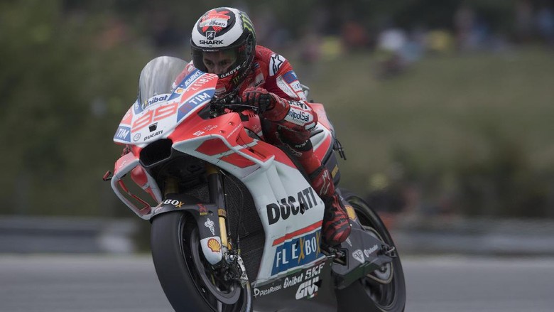 Ini Penjelasan Lorenzo soal Kekacauan Saat Ganti Motor Ini Penjelasan Lorenzo soal Kekacauan Saat Ganti Motor