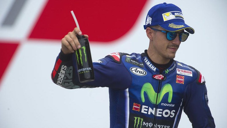 Vinales Kembali Naik Podium Setelah Contek Pengaturan Motor Rossi Vinales Kembali Naik Podium Setelah Contek Pengaturan Motor Rossi