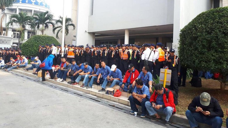 Ini Alasan Pegawai JICT Berhenti Mogok Kerja Ini Alasan Pegawai JICT Berhenti Mogok Kerja