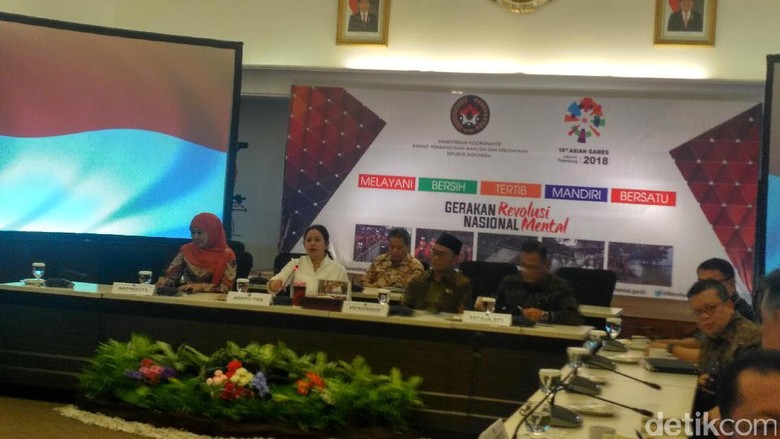 Menko Puan Ratas dengan Mendikbud dan Mensos Bahas Survei Kemiskinan Menko Puan Ratas dengan Mendikbud dan Mensos Bahas Survei Kemiskinan