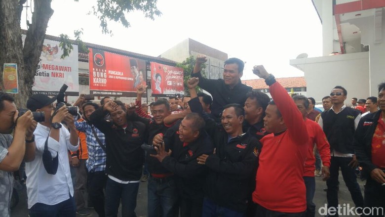 Daftar Cagub Jateng PDIP, Begini Sepak Terjang Bupati Kudus Daftar Cagub Jateng PDIP, Begini Sepak Terjang Bupati Kudus