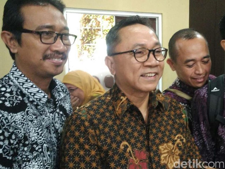 Ridwan Kamil dengan Kader PAN, Zulkifli Hasan: Suatu Kehormatan Ridwan Kamil dengan Kader PAN, Zulkifli Hasan: Suatu Kehormatan