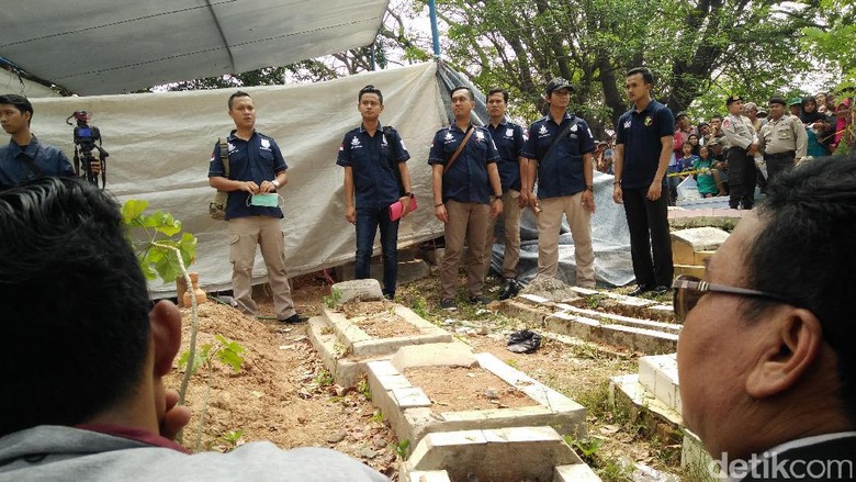 Pengeroyokan Tertuduh Pencuri Ampli Musala Berlangsung 1 Jam Pengeroyokan Tertuduh Pencuri Ampli Musala Berlangsung 1 Jam