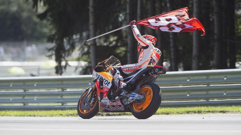Marquez Memburu Rekor Podium Max Biaggi Marquez Memburu Rekor Podium Max Biaggi