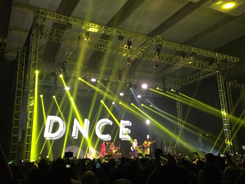 Klimaks! DNCE Goyang Spotify On Stage Klimaks! DNCE Goyang Spotify On Stage