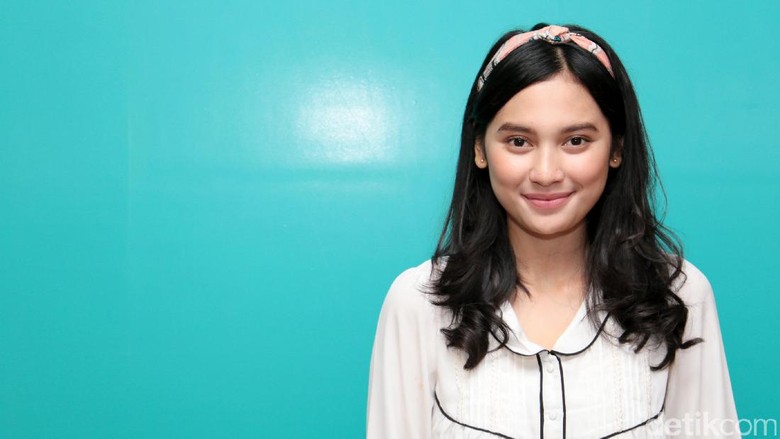 Indah Permatasari Jamin Film A: Aku, Benci & Cinta Bakal Fresh! Indah Permatasari Jamin Film A: Aku, Benci & Cinta Bakal Fresh!