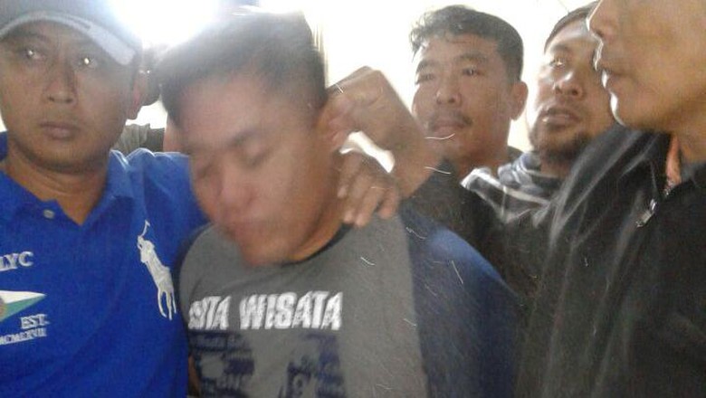 Oknum Marinir ini Bunuh Wanita yang Dikawal dengan Senpi Rakitan Oknum Marinir ini Bunuh Wanita yang Dikawal dengan Senpi Rakitan
