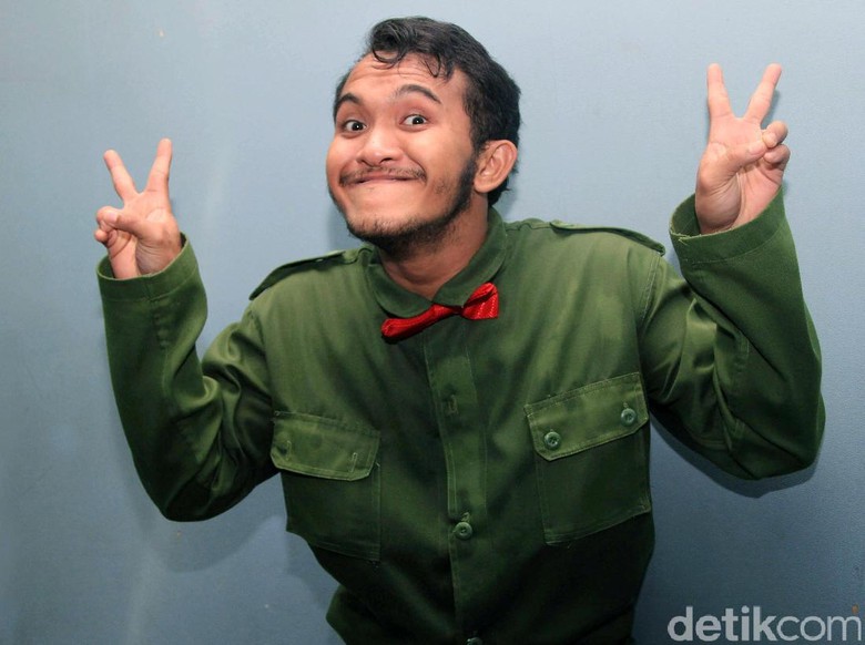 Keluarga Caisar Sakit Hati: Caisar Joget Bukan Striptis Keluarga Caisar Sakit Hati: Caisar Joget Bukan Striptis