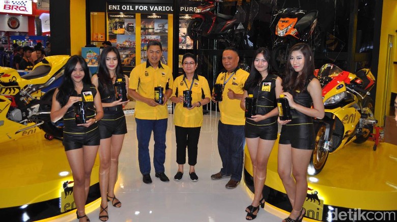 ENI Oil Kenalkan Pelumas Khusus Motor Matik ENI Oil Kenalkan Pelumas Khusus Motor Matik