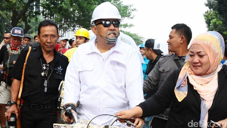 Demi Bisa CFD, Indro Warkop Tak Tidur Semalaman Demi Bisa CFD, Indro Warkop Tak Tidur Semalaman