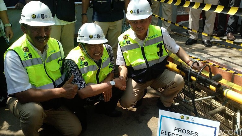 Jonan Target 60 Ribu Rumah Tangga Tersambung Jargas di 2017 Jonan Target 60 Ribu Rumah Tangga Tersambung Jargas di 2017