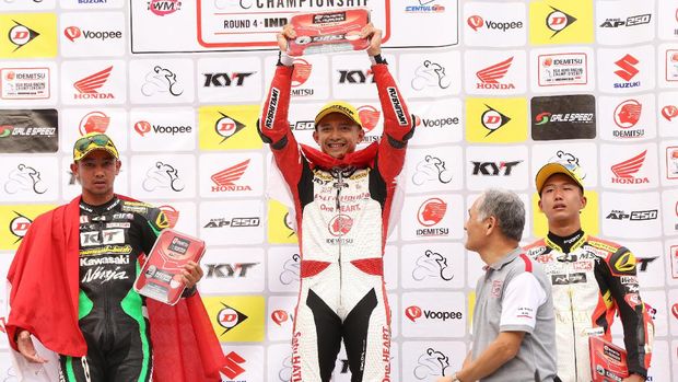 Pebalap-Pebalap AHRT Kuasai Podium di Balapan Pertama ARRC Sentul