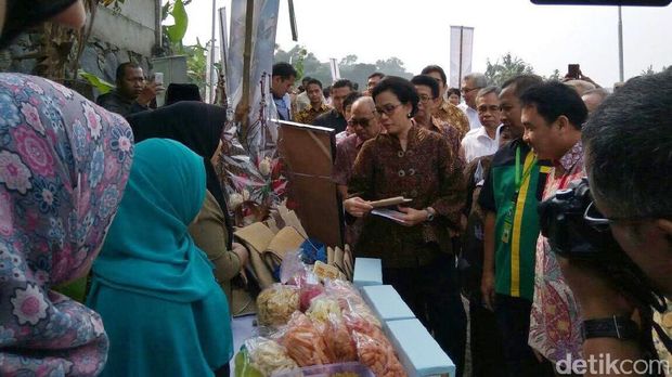 pinjaman warung usaha untuk Warga Sri Soal Bertemu Listrik Mulyani, Bogor Curhat