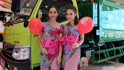 Foto: Pose Cewek-cewek Hot di GIIAS Bikin Cowok Meleleh Foto: Pose Cewek-cewek Hot di GIIAS Bikin Cowok Meleleh