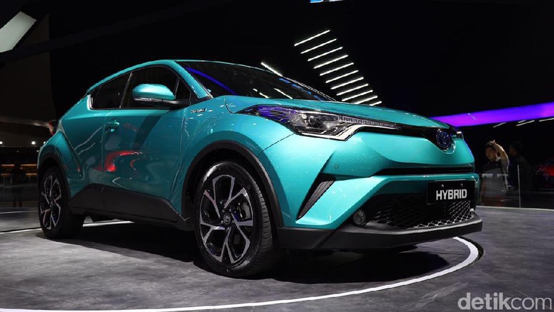 Alasan Toyota Belum Datangkan C-HR ke Indonesia Alasan Toyota Belum Datangkan C-HR ke Indonesia