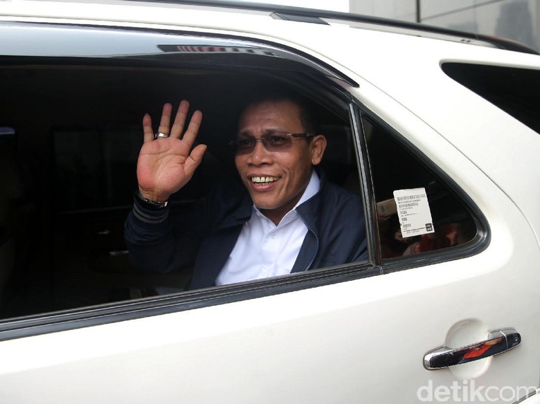 Komisi III Diundang ke Pernikahan Anak Komjen Buwas-Jenderal BG Komisi III Diundang ke Pernikahan Anak Komjen Buwas-Jenderal BG