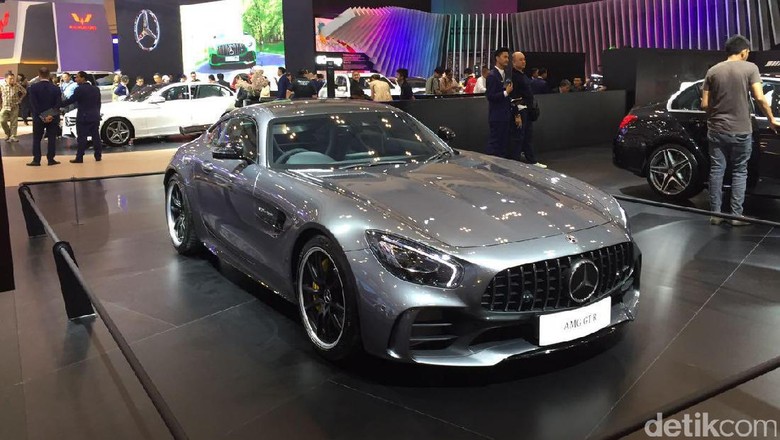 Wah, Mobil Sport Canggih Mercy Rp 5 Miliar Sudah Ada yang Beli Wah, Mobil Sport Canggih Mercy Rp 5 Miliar Sudah Ada yang Beli