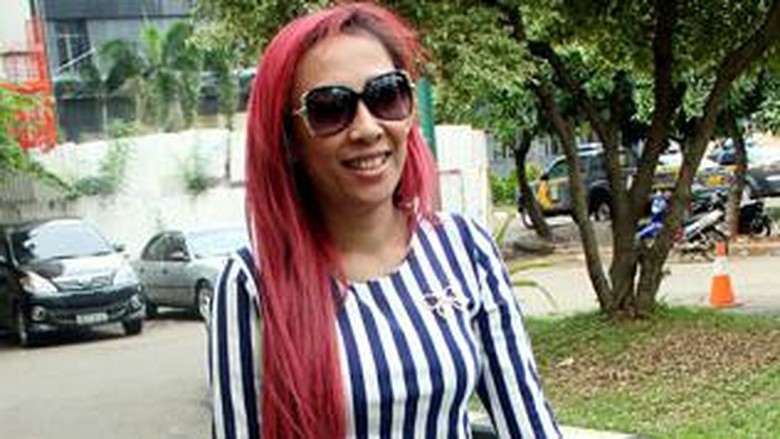 Dewi Sanca Kejar Target Payudara 38 Cup A Dewi Sanca Kejar Target Payudara 38 Cup A