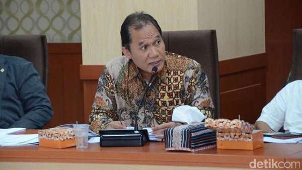Pengusaha Kapal Ini Siap Bertarung di Pilgub Jatim 2018 Pengusaha Kapal Ini Siap Bertarung di Pilgub Jatim 2018