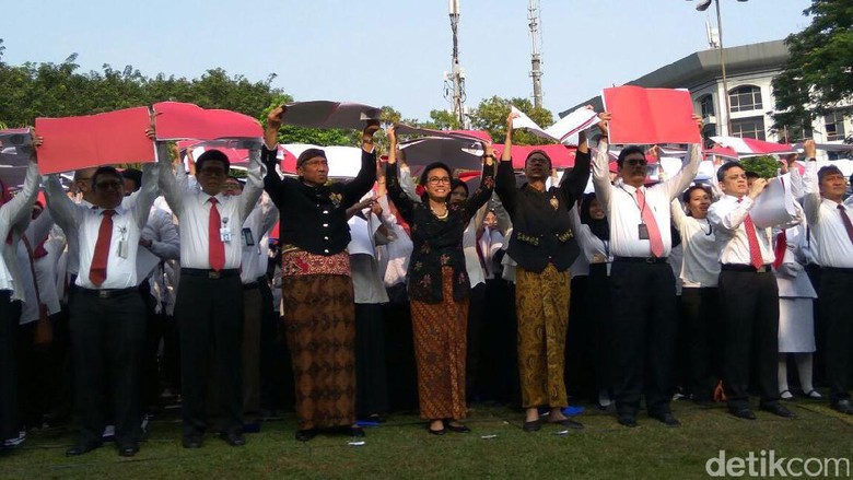 Sri Mulyani Ngaku Paling Jago Balap Karung, Kalau Panjat Pinang? Sri Mulyani Ngaku Paling Jago Balap Karung, Kalau Panjat Pinang?