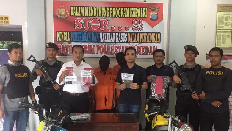 8 Kali Beraksi, Sejoli di Medan Pelaku Curanmor Ditangkap 8 Kali Beraksi, Sejoli di Medan Pelaku Curanmor Ditangkap