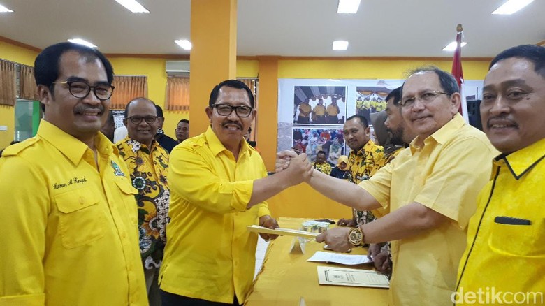 Mantan Pangdam I Bukit Barisan Daftar Cagub Jatim dari Golkar Mantan Pangdam I Bukit Barisan Daftar Cagub Jatim dari Golkar