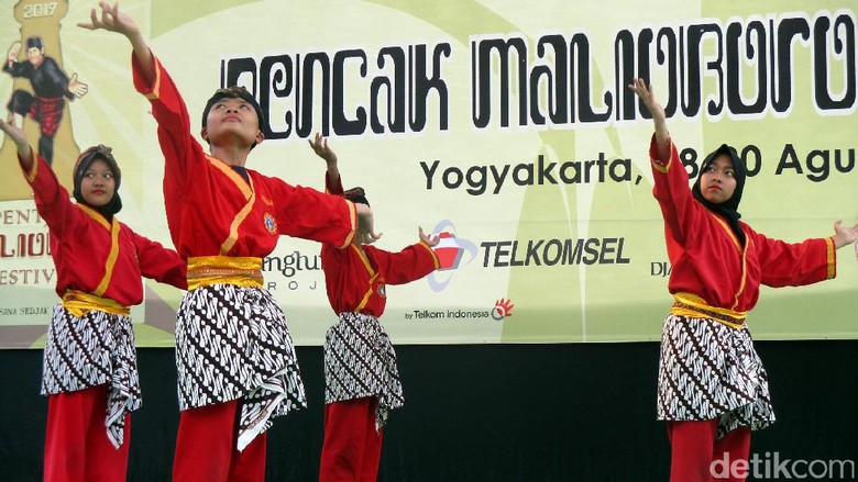 Pesilat Seluruh Indonesia Kumpul di Yogyakarta Pesilat Seluruh Indonesia Kumpul di Yogyakarta