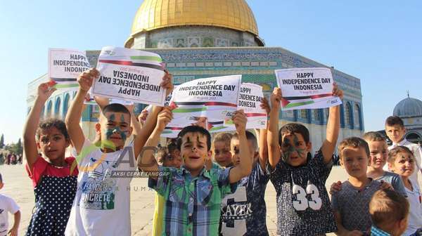 Doa Anak-anak Palestina di Hari Kemerdekaan Indonesia ke-72 Doa Anak-anak Palestina di Hari Kemerdekaan Indonesia ke-72