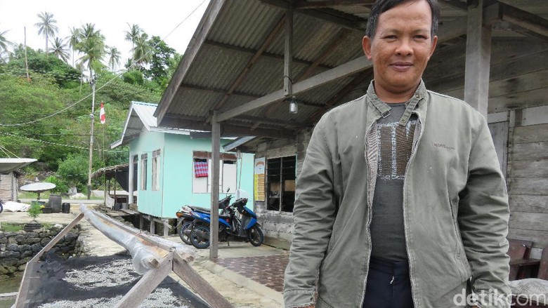 Nelayan Anambas Bisnis Olahan Ikan Bilis, Omzet Rp 36 Juta/Bulan Nelayan Anambas Bisnis Olahan Ikan Bilis, Omzet Rp 36 Juta/Bulan