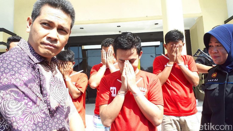 Ini 14 TKP dan Motor Hasil Kejahatan Polisi Gadungan di Jatim Ini 14 TKP dan Motor Hasil Kejahatan Polisi Gadungan di Jatim