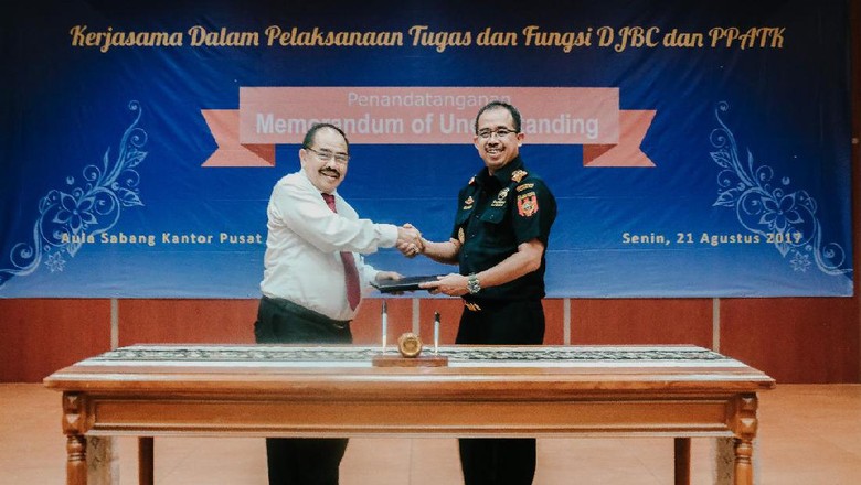 Bea Cukai Gandeng PPATK Awasi Peredaran Uang Lintas Negara Bea Cukai Gandeng PPATK Awasi Peredaran Uang Lintas Negara