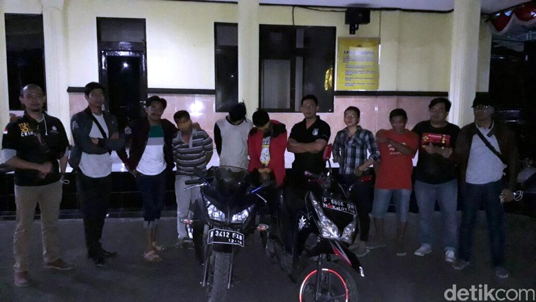 Motor Curian Terjaring Razia, 3 Pelaku Curanmor di Sukabumi Diciduk Motor Curian Terjaring Razia, 3 Pelaku Curanmor di Sukabumi Diciduk