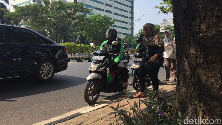 Pelarangan Motor di Rasuna Said Belum Saatnya Pelarangan Motor di Rasuna Said Belum Saatnya