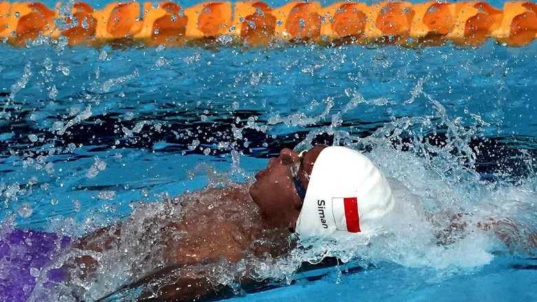 Siman Raih Emas dan Pecahkan Rekor SEA Games di 50 Meter Gaya Punggung Siman Raih Emas dan Pecahkan Rekor SEA Games di 50 Meter Gaya Punggung