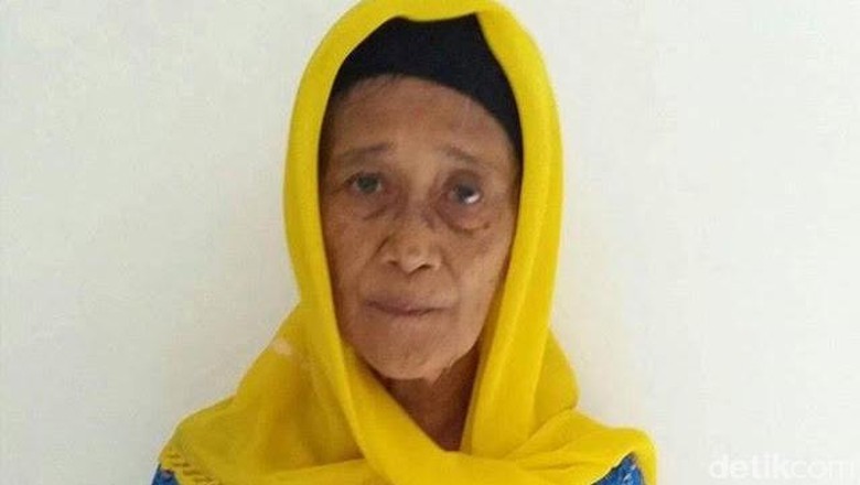Ada yang Mau Bantu Nenek Korban First Travel Ini Pergi Umrah? Ada yang Mau Bantu Nenek Korban First Travel Ini Pergi Umrah?