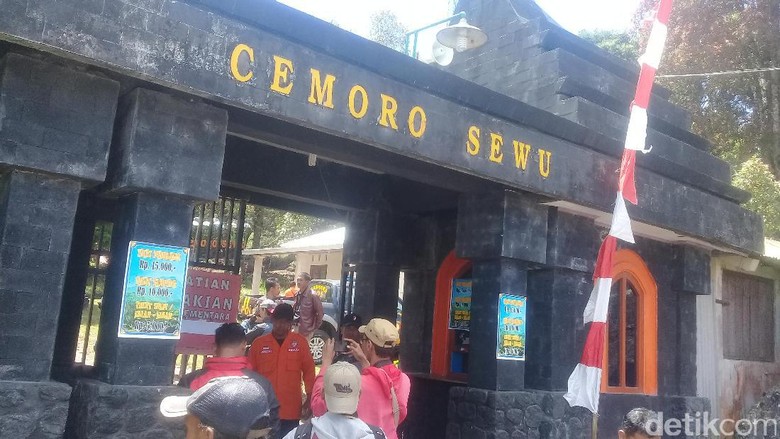 Jenazah Pendaki yang Tewas di Gunung Lawu Berhasil Dievakuasi Jenazah Pendaki yang Tewas di Gunung Lawu Berhasil Dievakuasi
