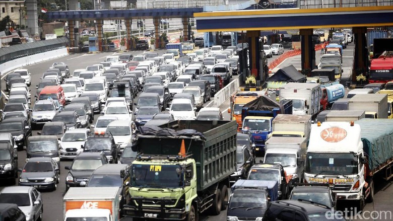 Warga Jabodetabek Habiskan 3,5 Jam di Kemacetan, Ini Dampak Buruknya Warga Jabodetabek Habiskan 3,5 Jam di Kemacetan, Ini Dampak Buruknya
