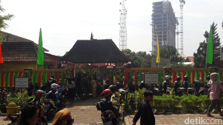 Dugaan Kekerasan Seksual Viral, Penjaga TK Mexindo Dipindahkan Dugaan Kekerasan Seksual Viral, Penjaga TK Mexindo Dipindahkan