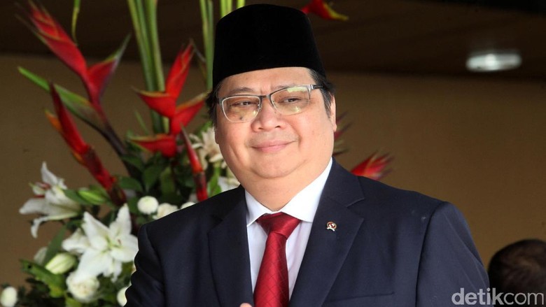 Jokowi Panggil Menperin Bahas Mobil Listrik Jokowi Panggil Menperin Bahas Mobil Listrik