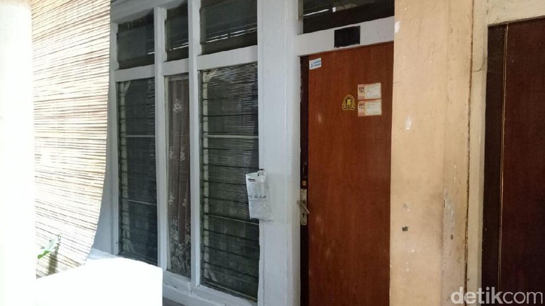 Mes Tak Terawat Ini Jadi Tempat Dirjen Hubla Simpan Suap Rp 18,9 M Mes Tak Terawat Ini Jadi Tempat Dirjen Hubla Simpan Suap Rp 18,9 M