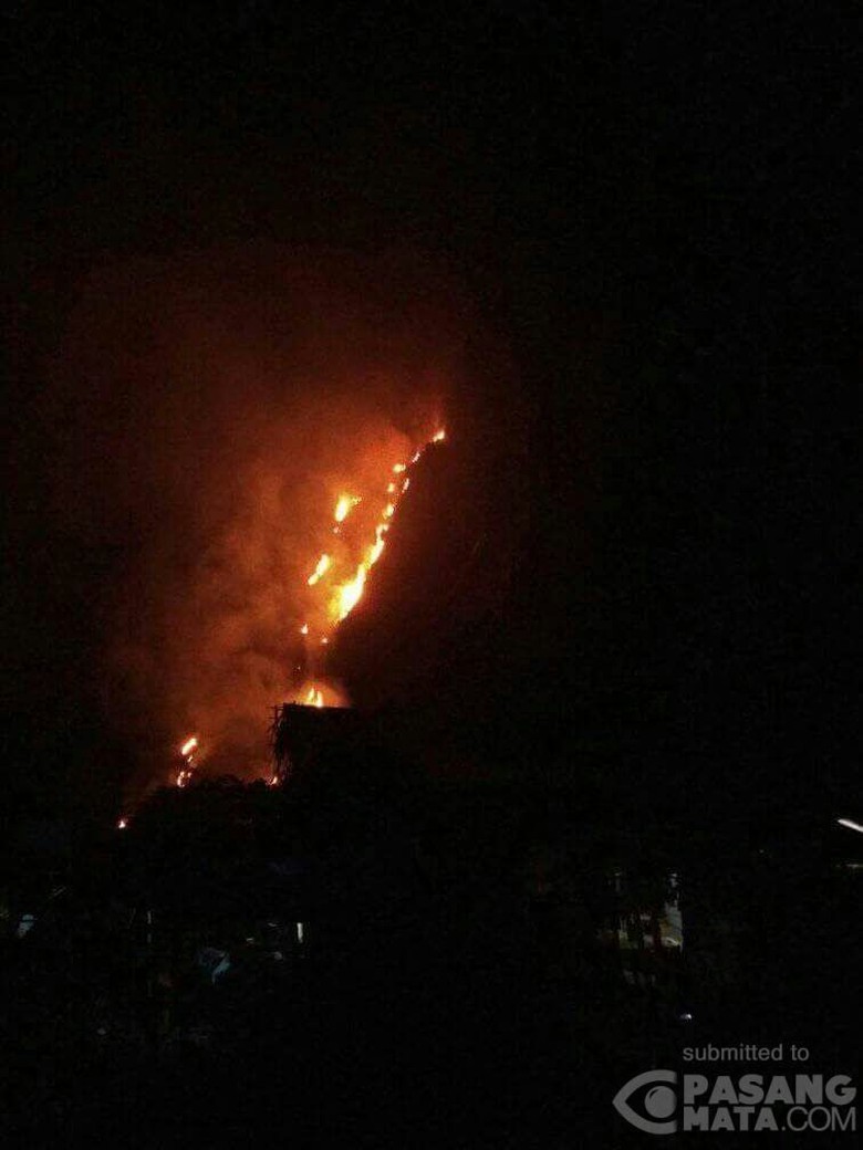 Lahan Wisata Gunung Batu Bogor Terbakar