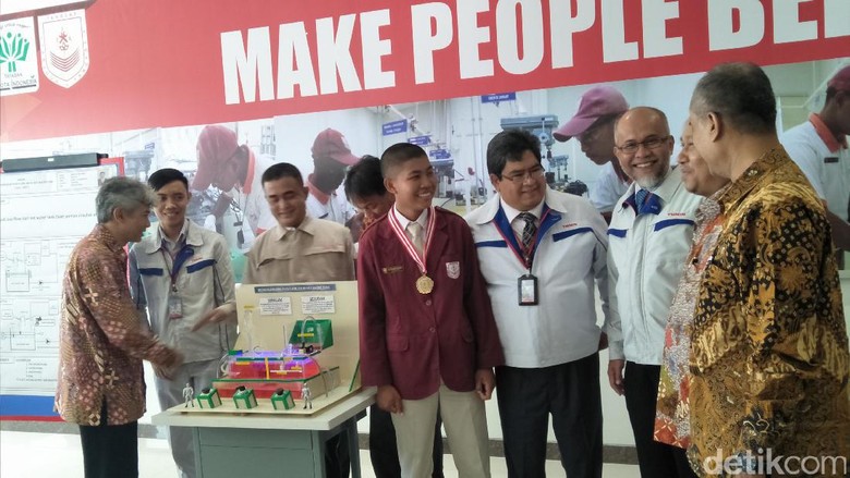 Toyota Targetkan Bisa Cetak 1.000 SDM Bersertifikasi Toyota Targetkan Bisa Cetak 1.000 SDM Bersertifikasi