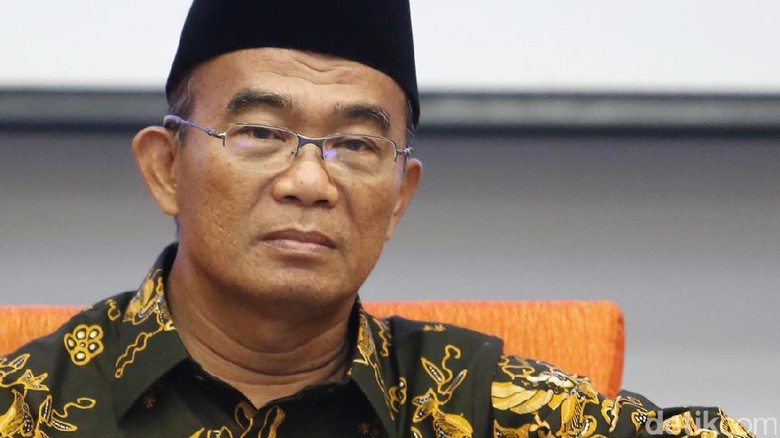Obat PCC Sasar Siswa, Mendikbud Minta Perbatasan Diawasi Obat PCC Sasar Siswa, Mendikbud Minta Perbatasan Diawasi