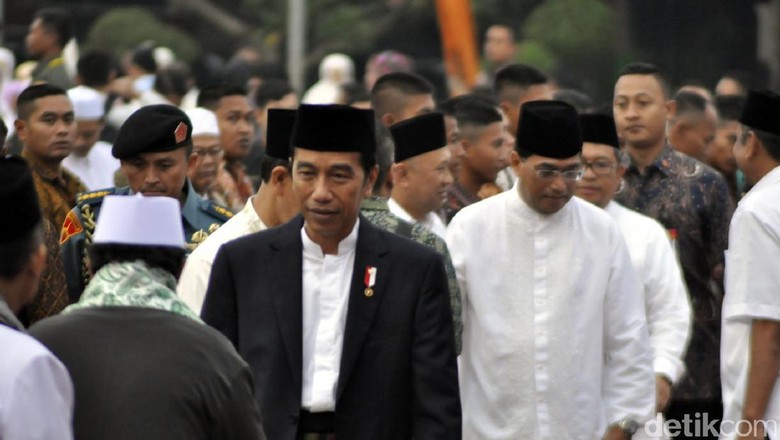 40 Ulama NU dan Muhammadiyah Temui Jokowi di Istana 40 Ulama NU dan Muhammadiyah Temui Jokowi di Istana