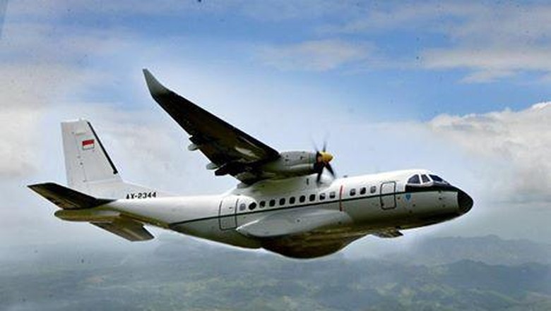 Jokowi Banggakan Pesawat CN235 yang Dibeli Thailand Hingga Korea Jokowi Banggakan Pesawat CN235 yang Dibeli Thailand Hingga Korea