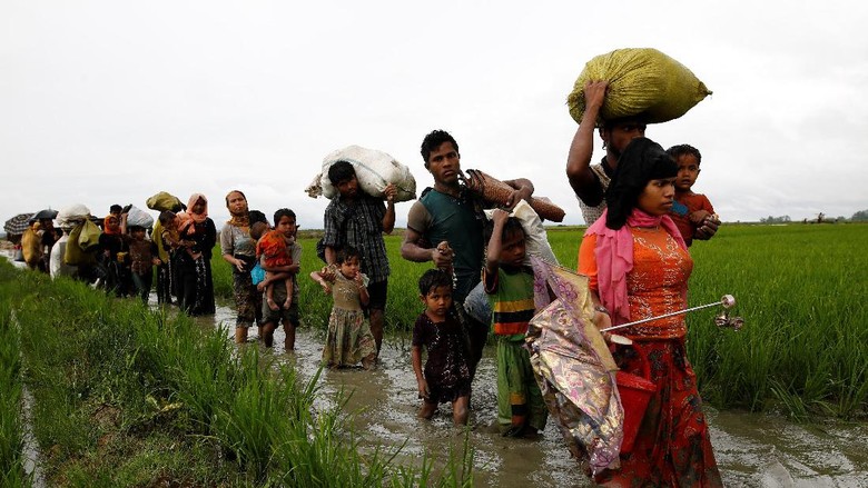 Pemerintah RI Diminta Desak Myanmar Hentikan Kejahatan ke Rohingya Pemerintah RI Diminta Desak Myanmar Hentikan Kejahatan ke Rohingya