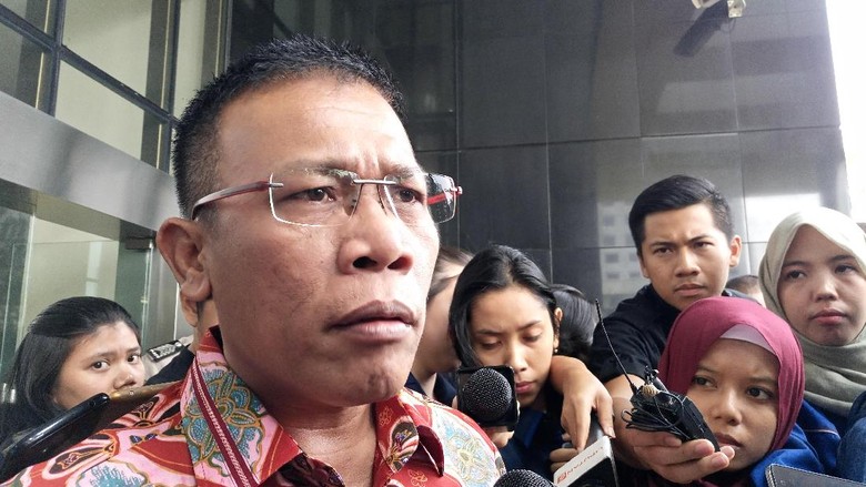 Masinton Minta Rompi Tahanan, Pansus Angket: Dia Tantang KPK