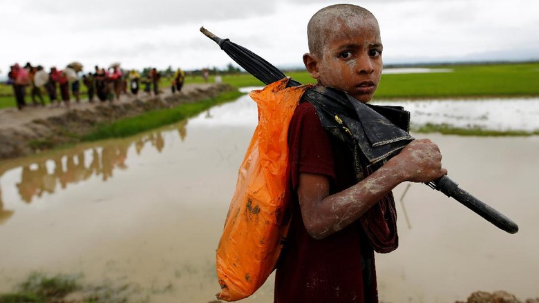 Kasihan, 1.100 Anak Rohingya Mengungsi Sendirian ke Bangladesh Kasihan, 1.100 Anak Rohingya Mengungsi Sendirian ke Bangladesh