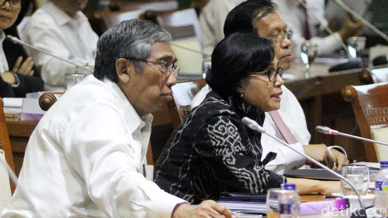 DPR Kritik Sri Mulyani Soal Besarnya Dana Pertemuan IMF-WB di Bali DPR Kritik Sri Mulyani Soal Besarnya Dana Pertemuan IMF-WB di Bali