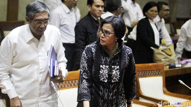 Kejar Target Ekonomi Tumbuh 5,4%, Sri Mulyani Andalkan Investasi Kejar Target Ekonomi Tumbuh 5,4%, Sri Mulyani Andalkan Investasi